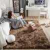 Tapis en velours multicolore – Confort et décoration pour salon