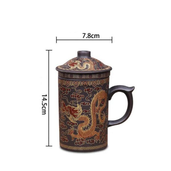 Tasse à Thé Yixing en Argile Violette – Dragon / Beauty, Fait Main avec Infuseur