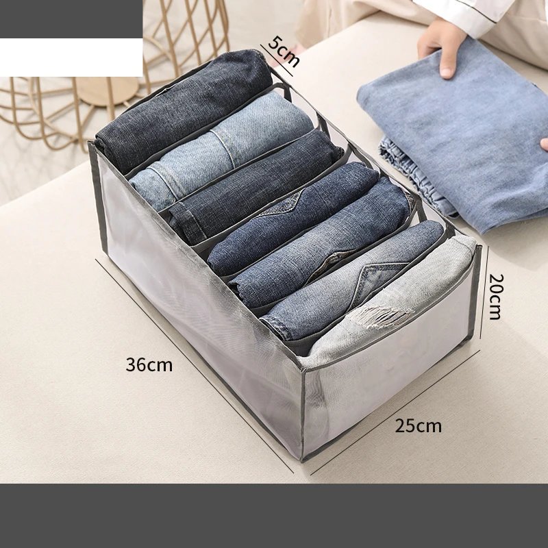 C T-shirt storage