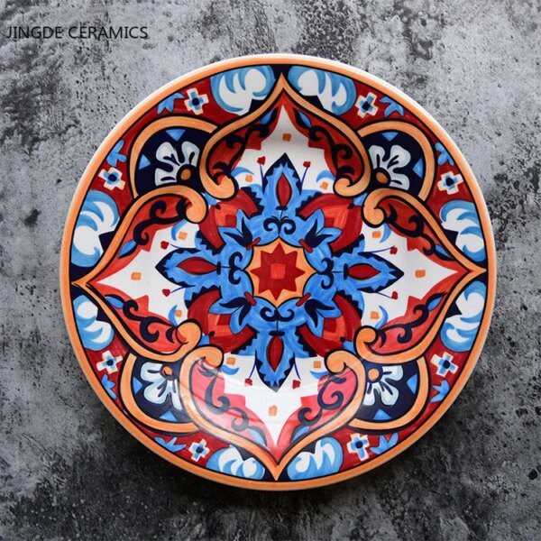 Assiette en céramique créative