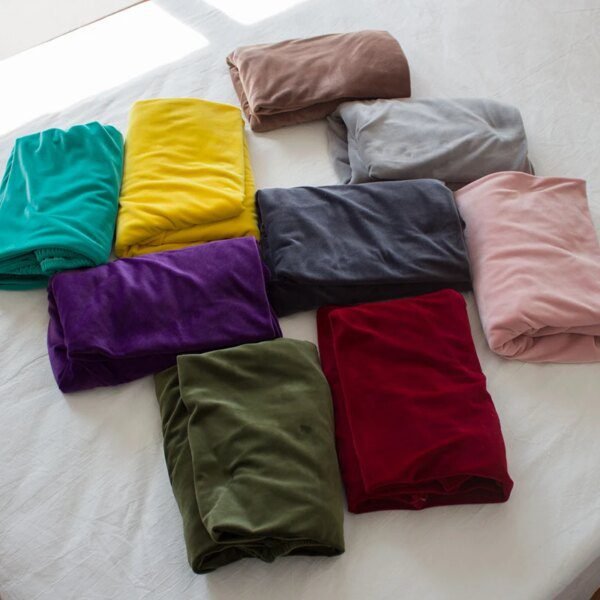 Housse de Tête de Lit Courte en Peluche – Douceur