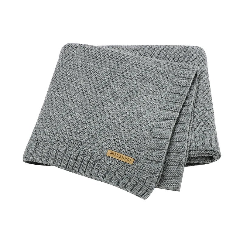 Couette Bébé Tricotée – Couverture Enveloppante Ul