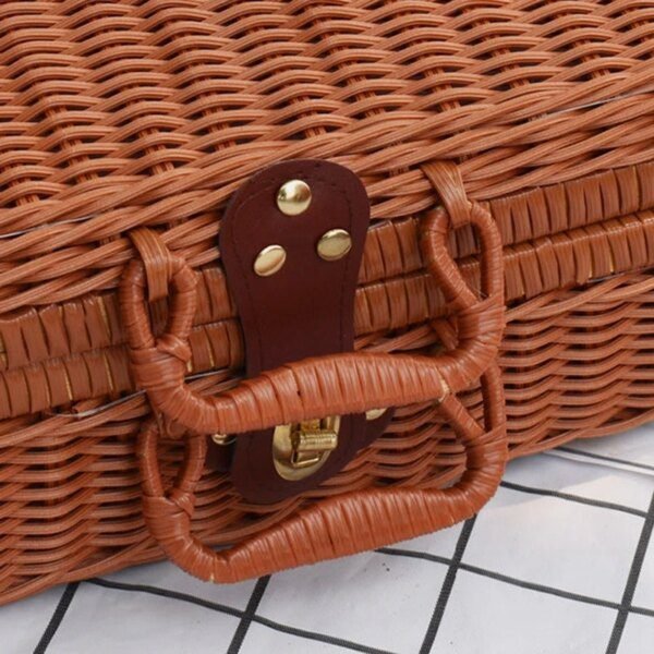 boite de rangement en rotin avec poignée