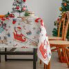 83003-8d78f9.jpg Nappe de Noël lavable pour fête – Rouge décor de Noël