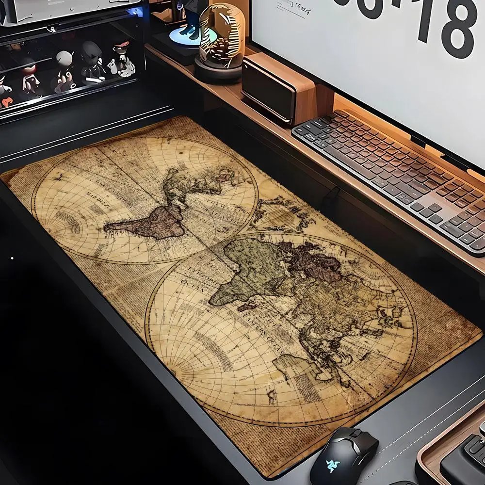 Grand Tapis de Souris Gamer – Carte Rétro HD